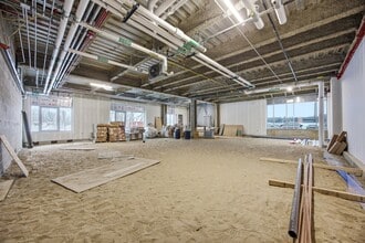 350 23rd Ave E, West Fargo, ND à louer Photo intérieure- Image 2 de 9