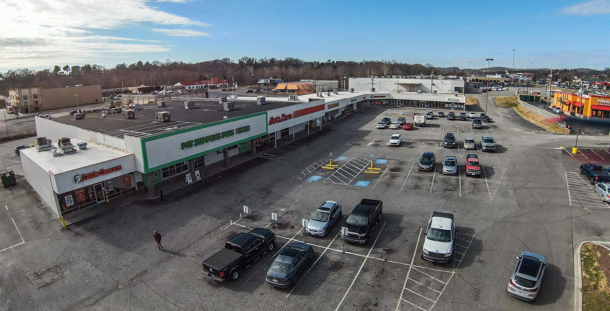 1649 E Stone Dr, Kingsport, TN for lease Primary Photo- Image 1 of 4