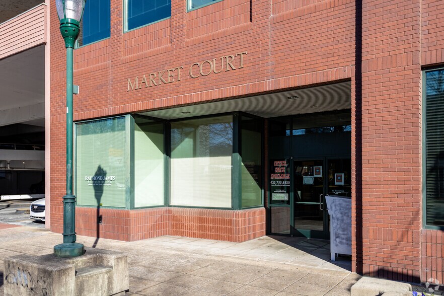 537 Market St, Chattanooga, TN à louer - Photo du bâtiment - Image 2 de 6