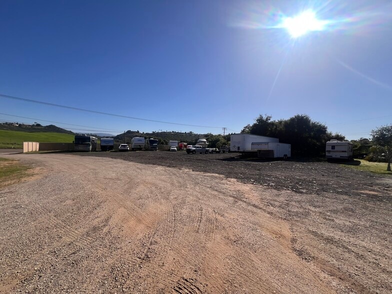 3328 Alpine Blvd, Alpine, CA for lease - Primary Photo - Image 1 of 8