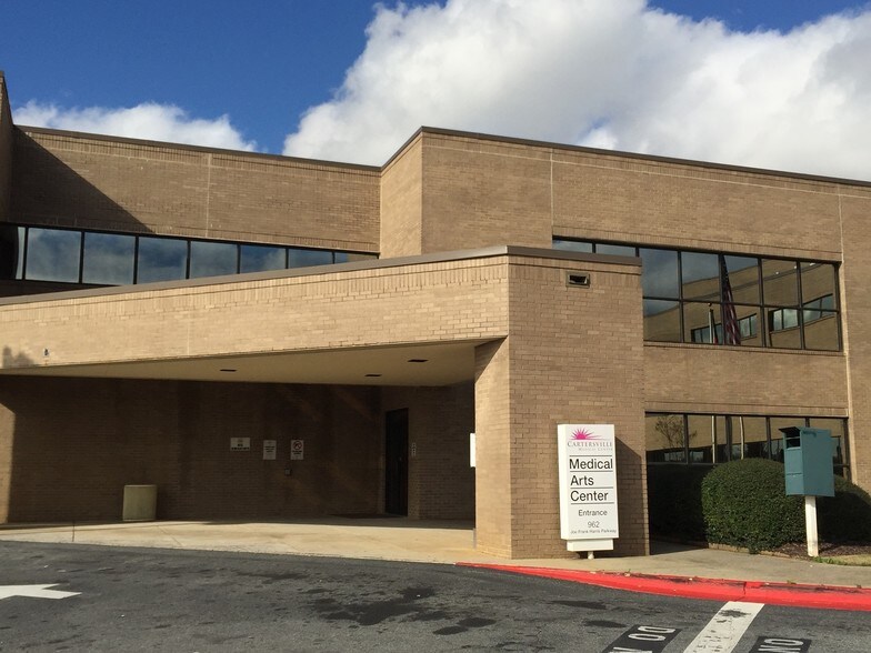 962 Joe Frank Harris Pky SE, Cartersville, GA à vendre - Photo principale - Image 1 de 7