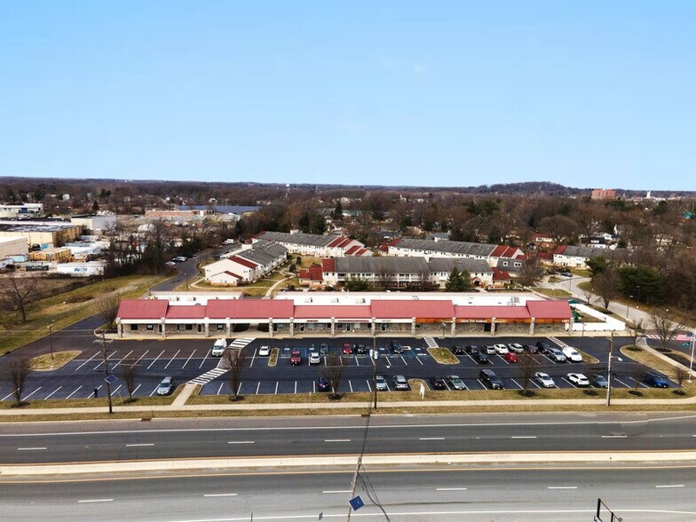 1559 Rt 38, Lumberton, NJ à vendre - Photo du bâtiment - Image 2 de 3