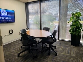 9041 executive park Dr, Knoxville, TN à louer Photo intérieure- Image 2 de 7