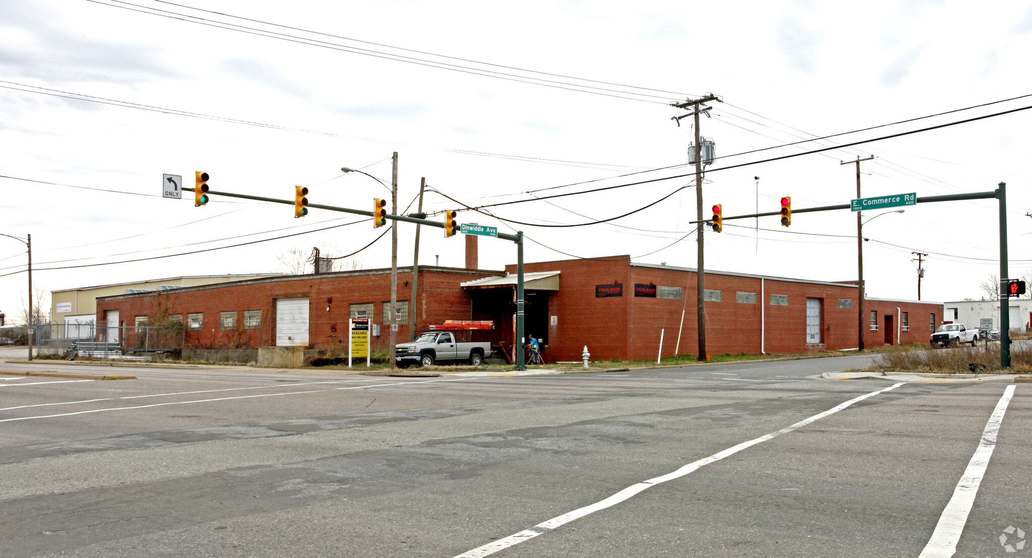 1003 Commerce Rd, Richmond, VA for lease Primary Photo- Image 1 of 7