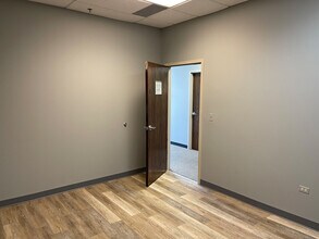 7507-7545 N Clark St, Chicago, IL for lease Interior Photo- Image 2 of 2