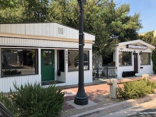 24247 Main St, Santa Clarita, CA for lease Primary Photo- Image 1 of 15