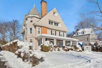 96 Park St, Montclair, NJ à louer Photo intérieure- Image 2 de 12