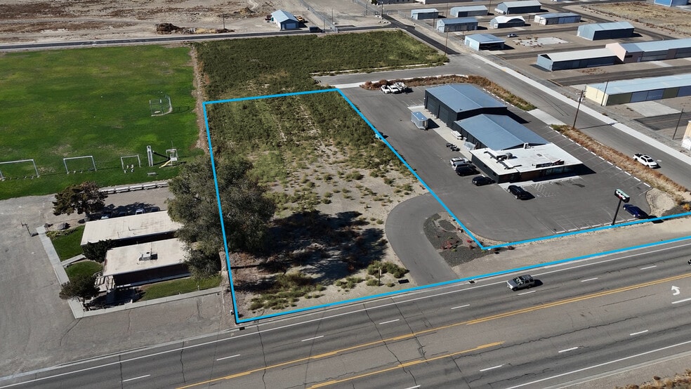 833 SW 30th St, Ontario, OR for sale - Building Photo - Image 2 of 2