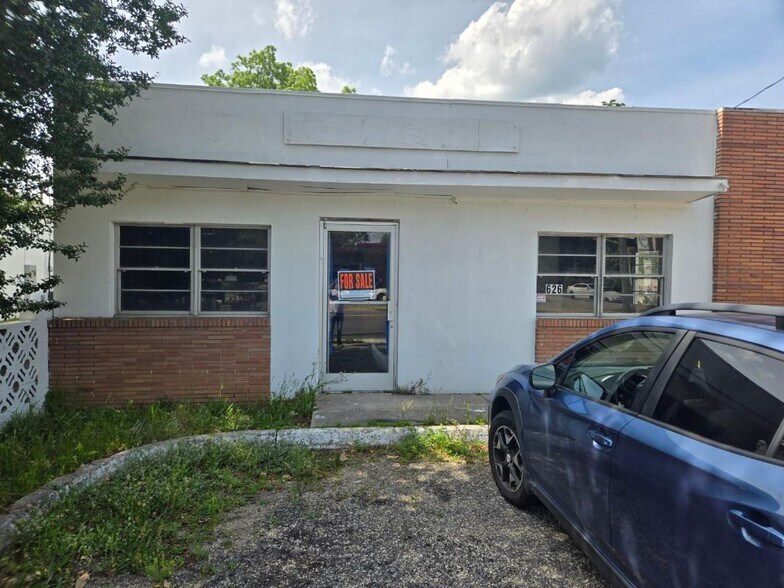 626 W Carolina Ave, Hartsville, SC à vendre - Photo du bâtiment - Image 2 de 22