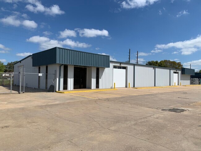More details for 15930 Cypress North Houston Rd, Cypress, TX - Industrial for Lease