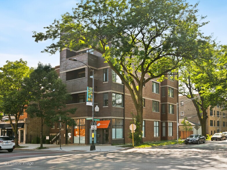 4856 N Damen, Chicago, IL à vendre - Photo du bâtiment - Image 1 de 22