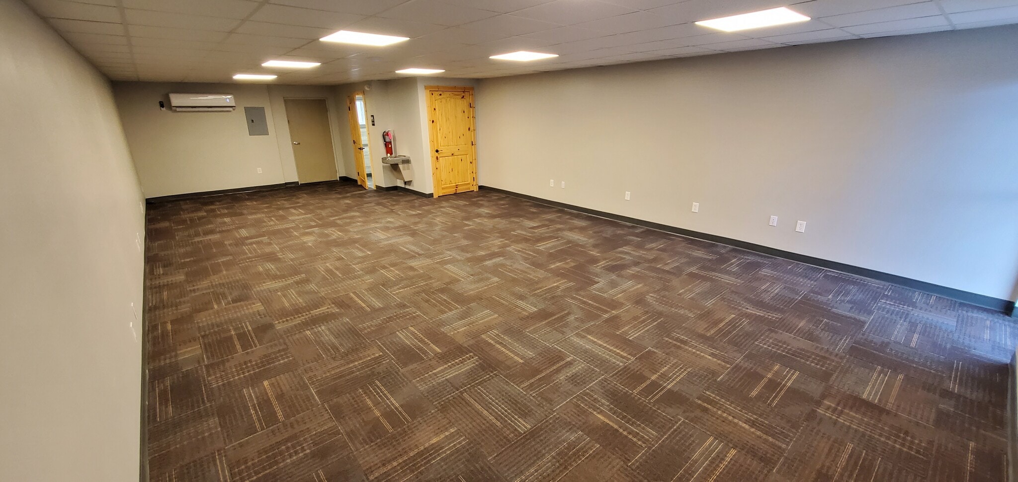 2222 N Memorial Pky, Huntsville, AL à louer Photo intérieure- Image 1 de 6