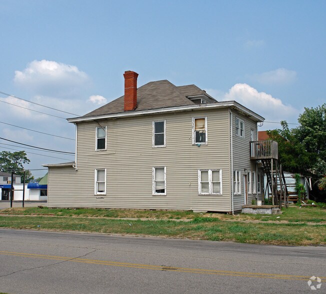 834 20th St, Huntington, WV à vendre - Photo du bâtiment - Image 1 de 36