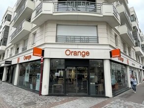 37 Rue Du President Wilson, Levallois-Perret for lease Building Photo- Image 1 of 2