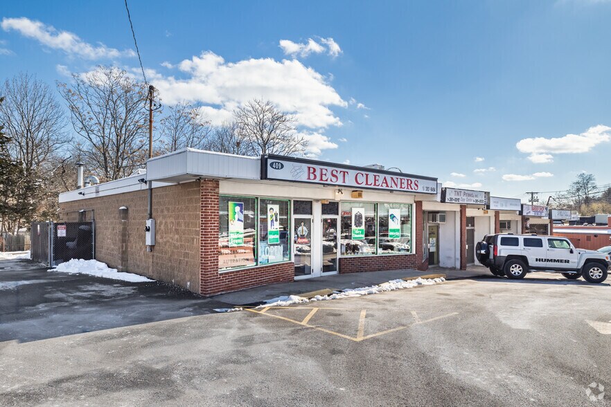 409-419 Lake Ave, Nesconset, NY à vendre - Photo principale - Image 1 de 5