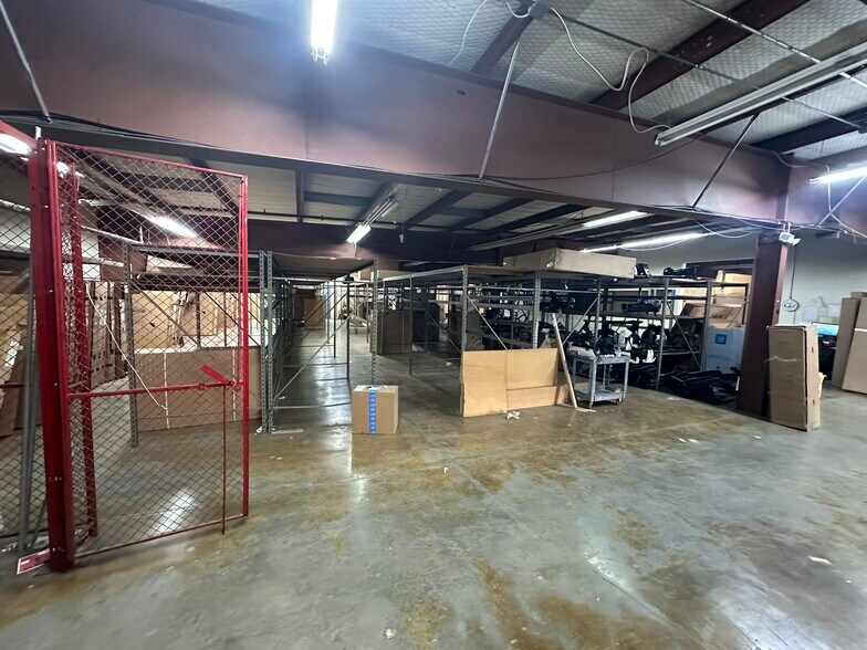 5333 Hickory Hollow Pky, Antioch, TN à louer - Photo du bâtiment - Image 1 de 12