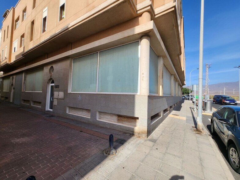 Calle Centrífuga, 1, Santa Lucía de Tirajana, Las Palmas for lease - Building Photo - Image 3 of 18
