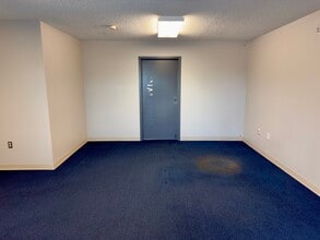 698 E Heinberg St, Pensacola, FL for lease Interior Photo- Image 1 of 18