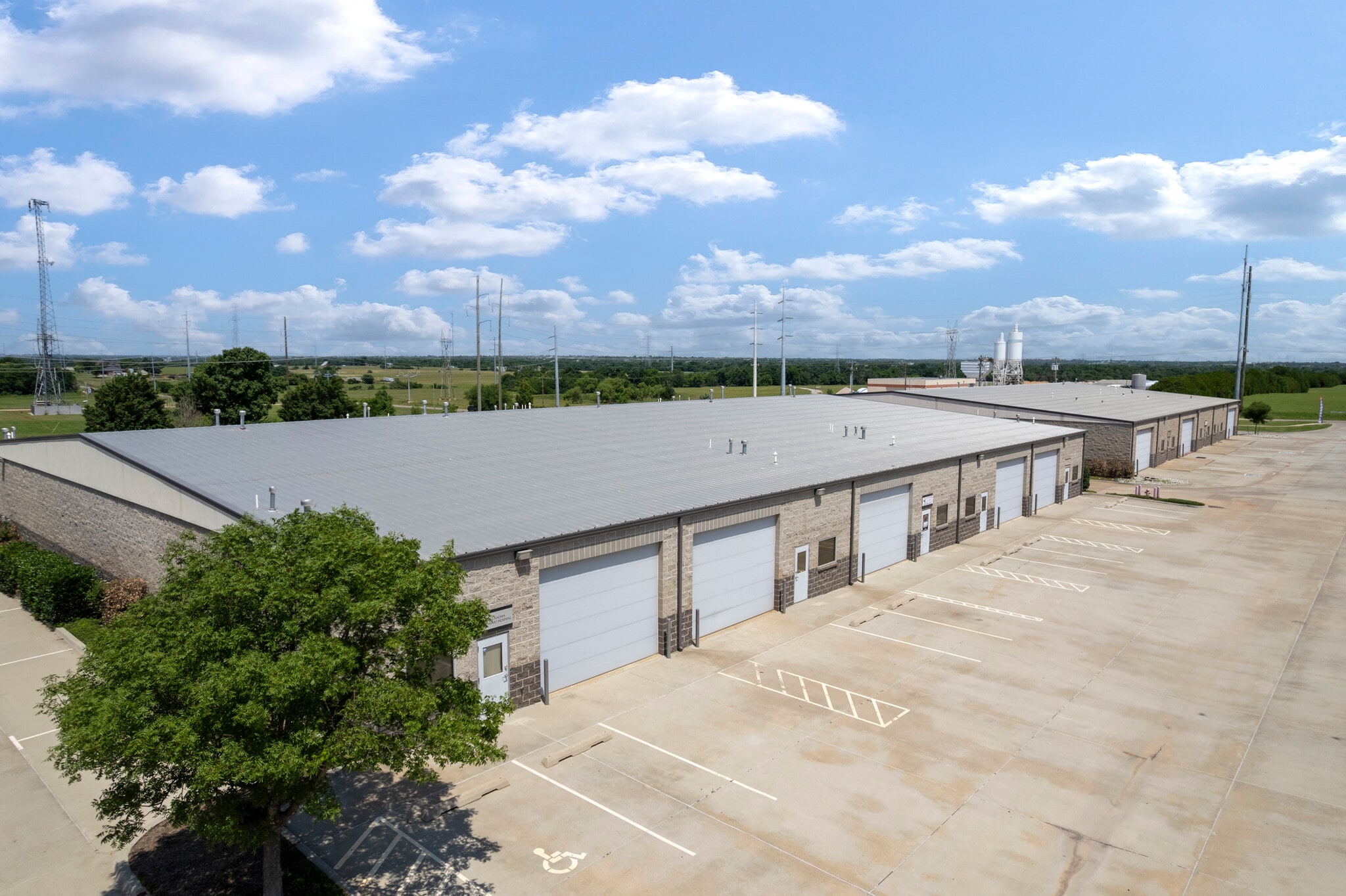 7312 NW 164th St, Edmond, OK for lease Building Photo- Image 1 of 21