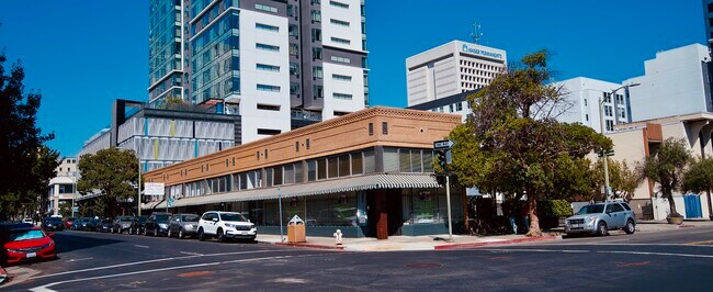 More details for 300-320 17th St, Oakland, CA - Retail for Lease