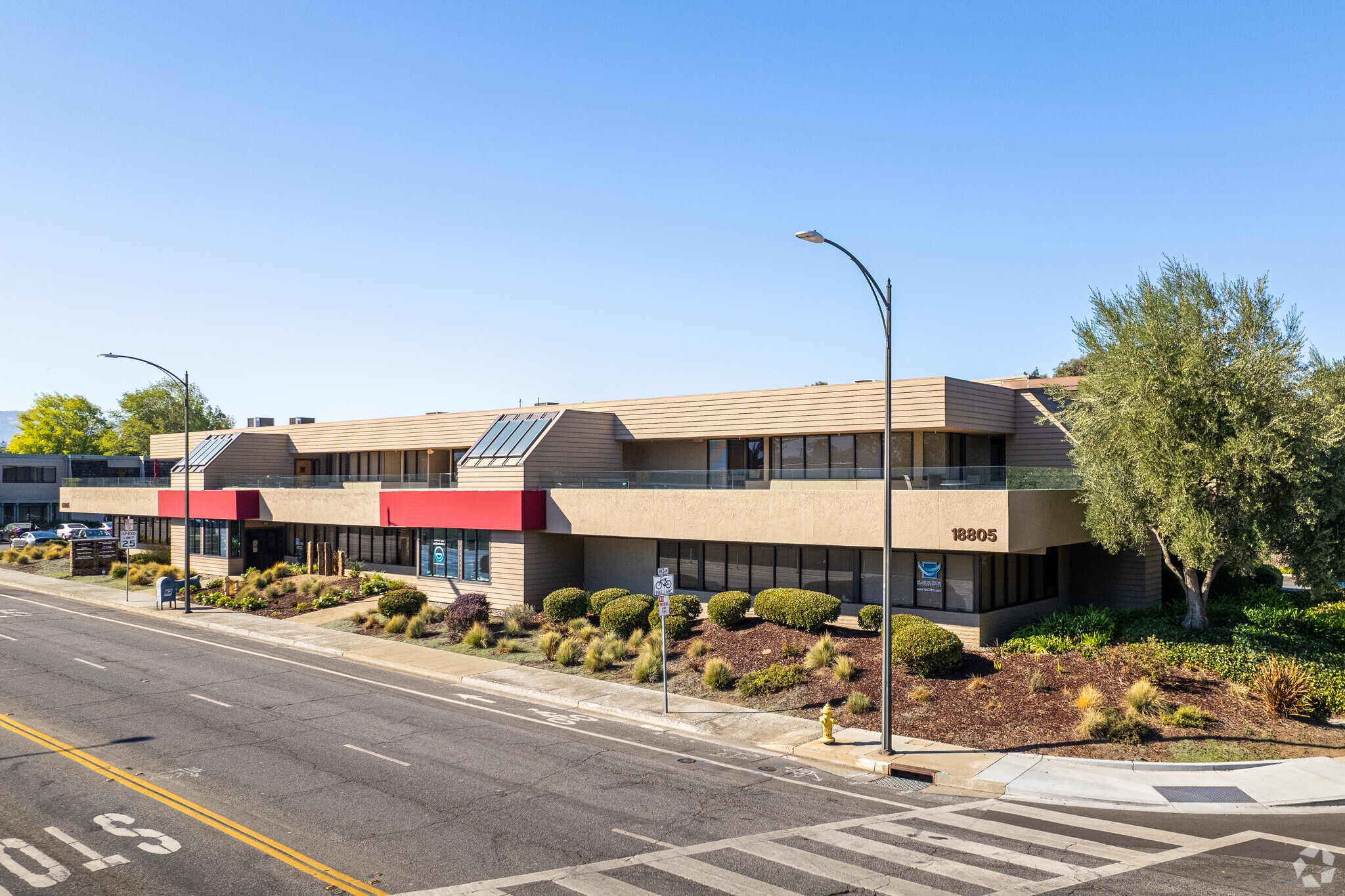 18805 Cox Ave, Saratoga, CA for lease Primary Photo- Image 1 of 5