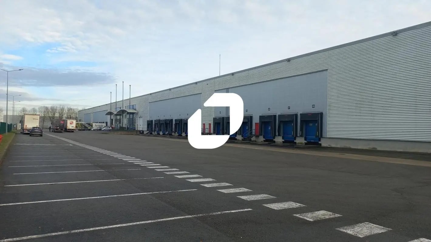 Office in Marly-la-Ville for lease Building Photo- Image 1 of 10