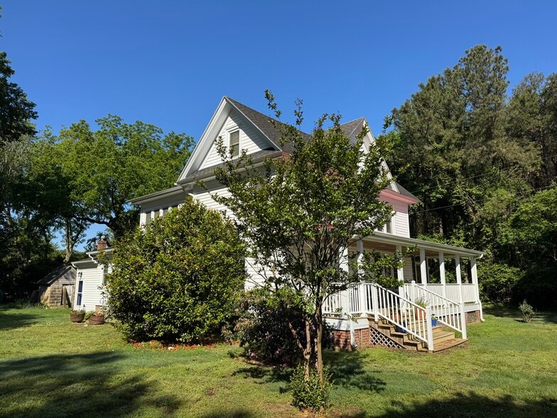 18646 Airport Dr, Melfa, VA à vendre - Photo du bâtiment - Image 3 de 14