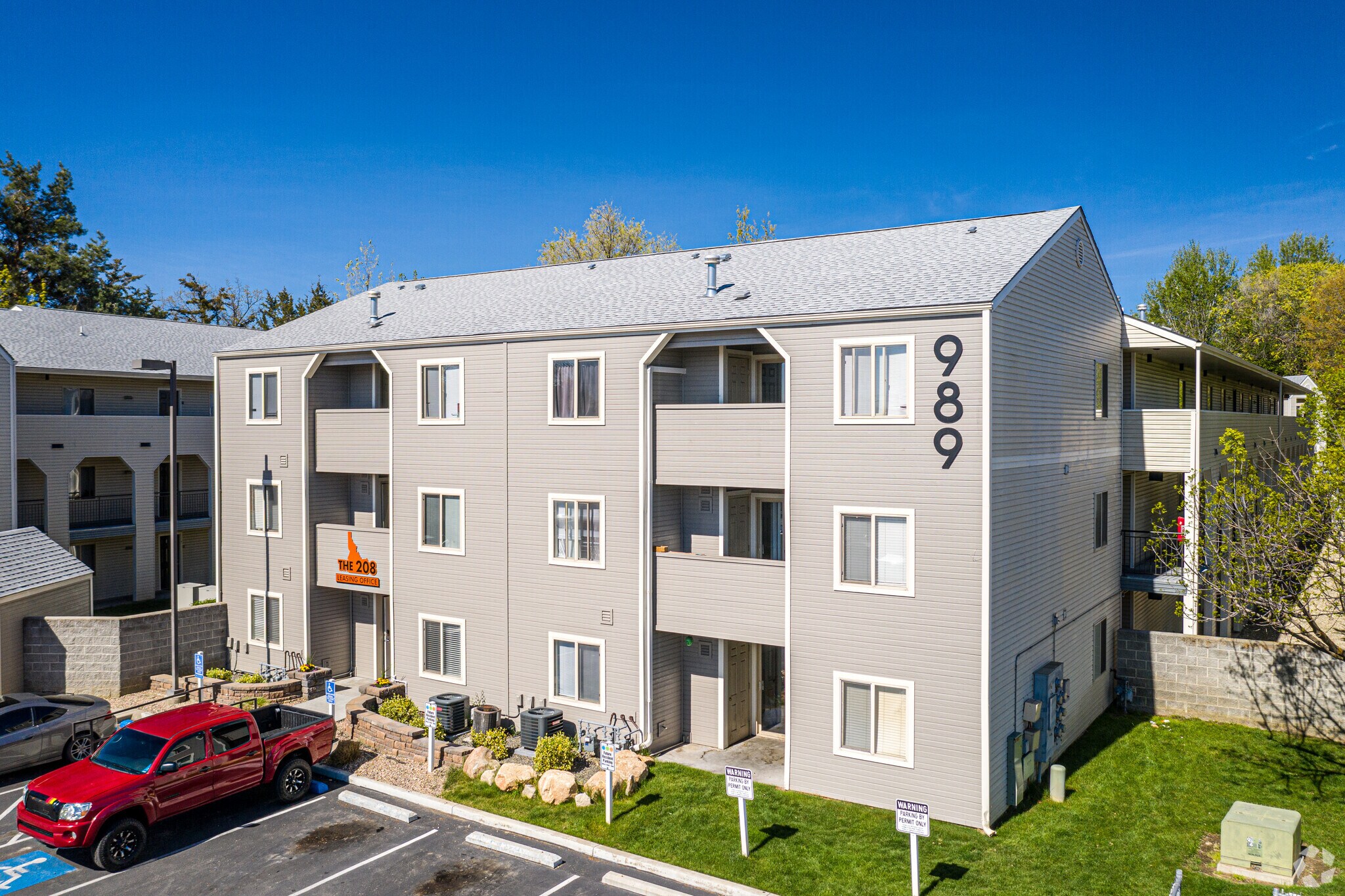 989 Sherwood St, Boise, ID for sale Primary Photo- Image 1 of 1