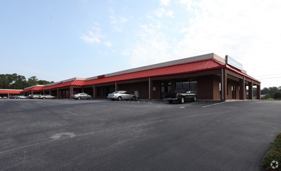 4518 N Henry Blvd, Stockbridge, GA for lease - Primary Photo - Image 2 of 4