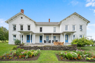 9940 Middle Rd, Hammondsport NY - Vignoble