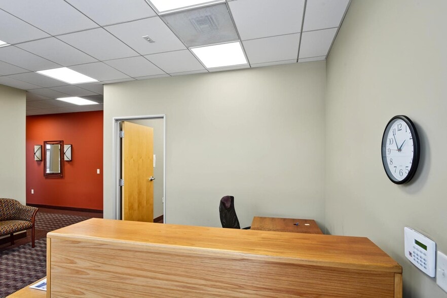 550 Price Ave, Redwood City, CA for sale - Building Photo - Image 2 of 65