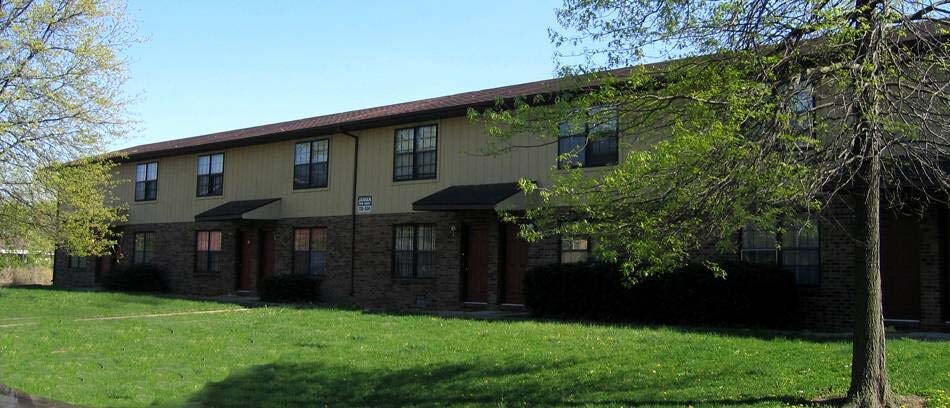 15 Pheasantwood Dr, Belleville, IL à vendre - Photo principale - Image 1 de 1