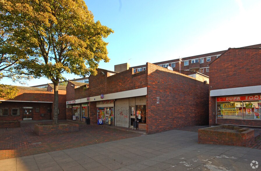 3B Brayford Sq, Londres à louer - Photo principale - Image 3 de 4