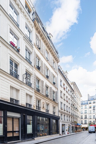 More details for 2 Bis Rue Saint-Sauveur, Paris - Multifamily for Sale