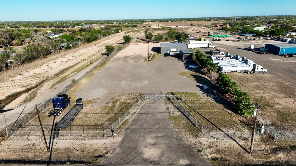 4900 N Moorefield Rd, Mission, TX for sale - Building Photo - Image 2 of 25
