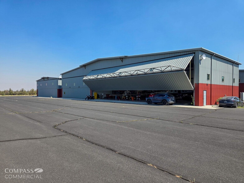 63205 Gibson Air Rd, Bend, OR à vendre - Photo du bâtiment - Image 3 de 3