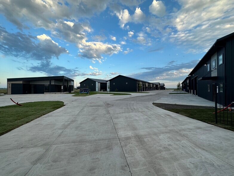 3800 98th Ave S, Horace, ND à vendre - Photo du bâtiment - Image 3 de 17