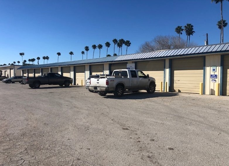 1920 N Loop 499, Harlingen, TX for lease - Building Photo - Image 1 of 8