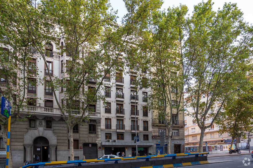 Calle Marqués de Urquijo, 32, Madrid, Madrid à louer - Photo principale - Image 1 de 2