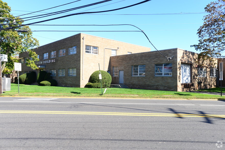 1 Teaneck Rd, Ridgefield Park, NJ à vendre - Photo principale - Image 1 de 1