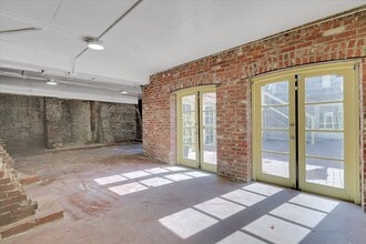 900-906 2nd St, Sacramento, CA à louer Photo intérieure- Image 2 de 5