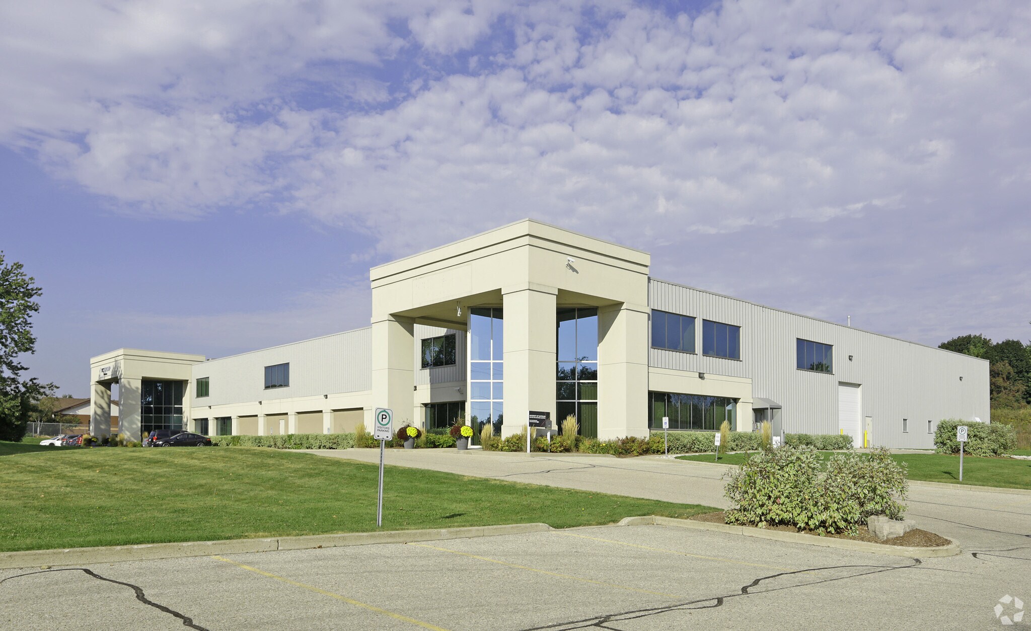 335 Gage Ave, Kitchener, ON for sale Primary Photo- Image 1 of 1