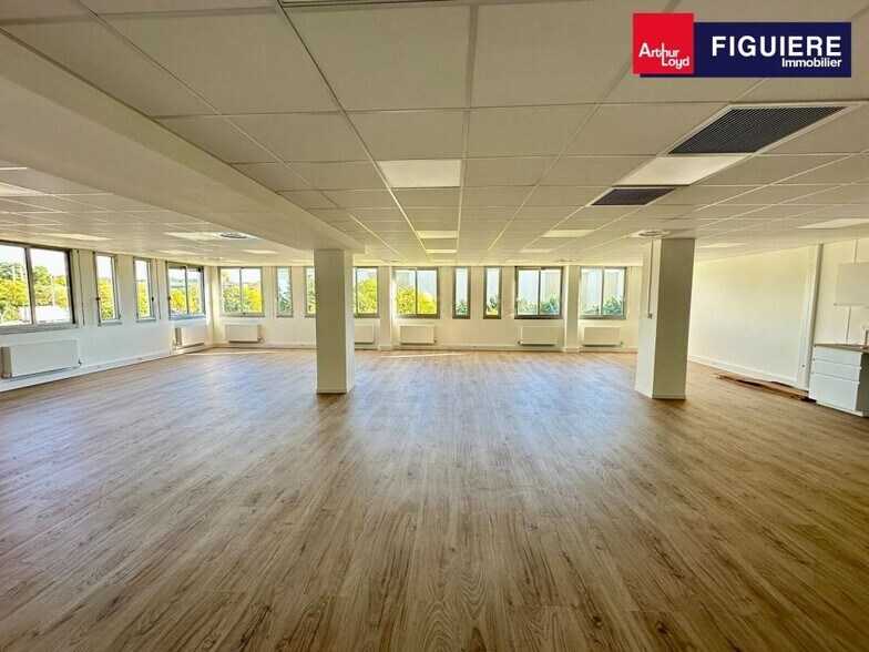 80 Rue Charles Duchesne, Aix-en-Provence for lease - Building Photo - Image 1 of 14