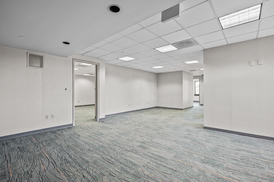 1100 Berkshire Blvd, Wyomissing, PA à louer - Numérisation 3D de Matterport - Image 3 de 29