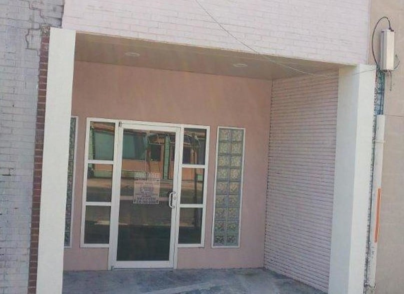 106-114 Catalpa St, Monroe, LA à vendre - Photo du bâtiment - Image 2 de 4