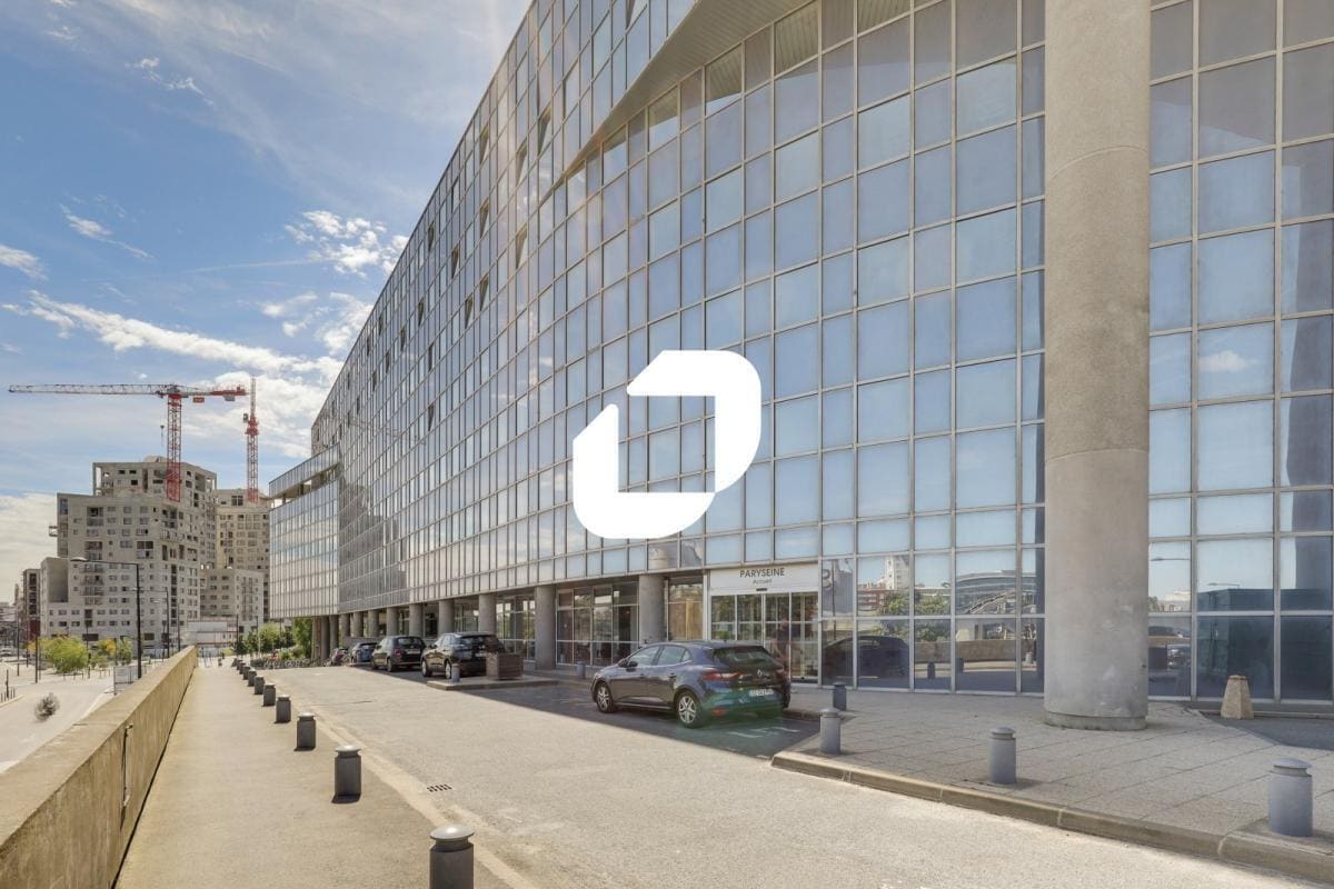 Office in Ivry-sur-Seine for lease Building Photo- Image 1 of 55