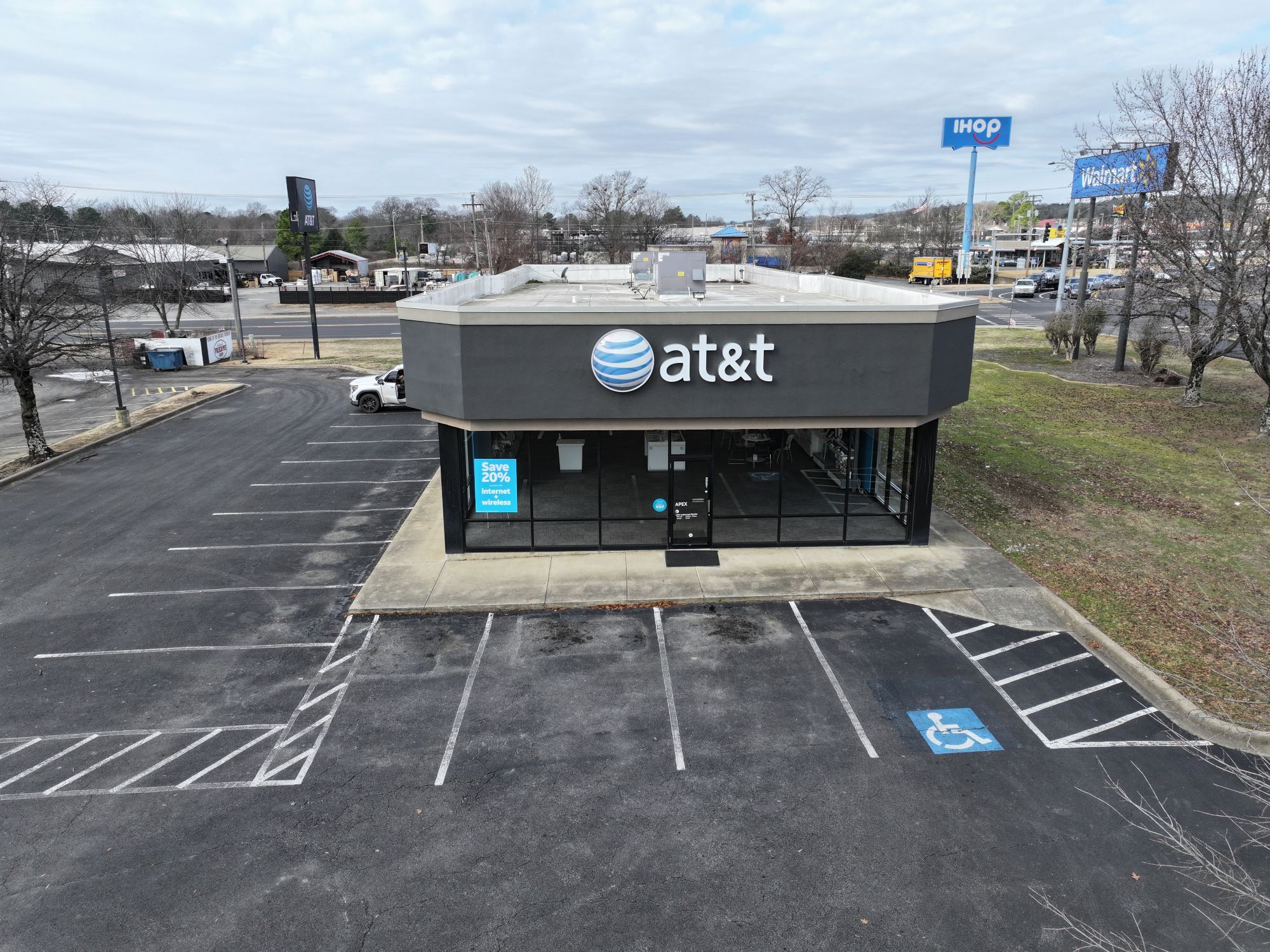 2170 Harkrider St, Conway, AR à vendre Photo du bâtiment- Image 1 de 3