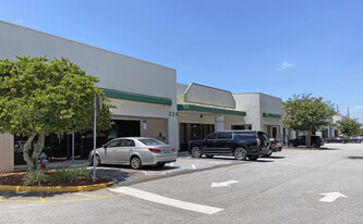 224 W Central Pky, Altamonte Springs FL - Entrepôt