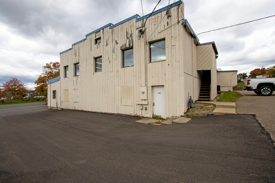 160 S Columbus St, Wooster, OH for lease - Building Photo - Image 3 of 39