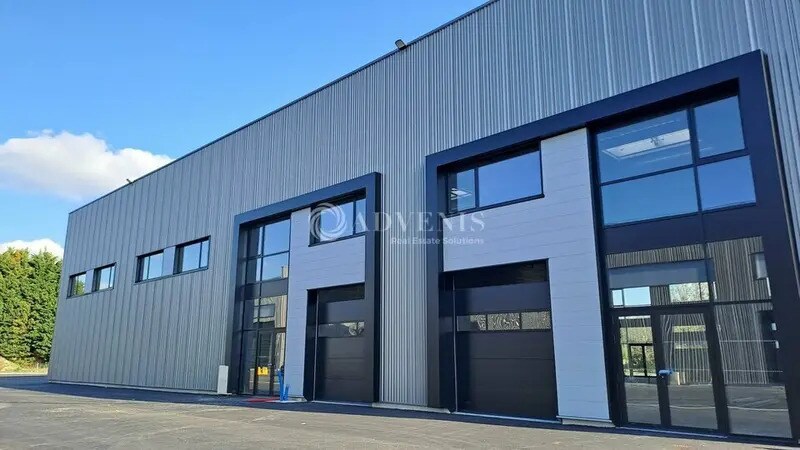 Local d'activités dans Thouaré-sur-Loire à vendre - Photo du bâtiment - Image 2 de 5